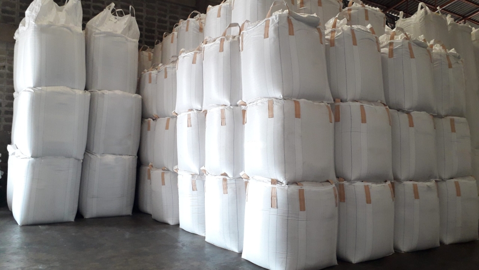 Chemical,Fertilizer,Urea,Stock,Pile,Jumbo-bag,In,Warehouse,Waiting,For